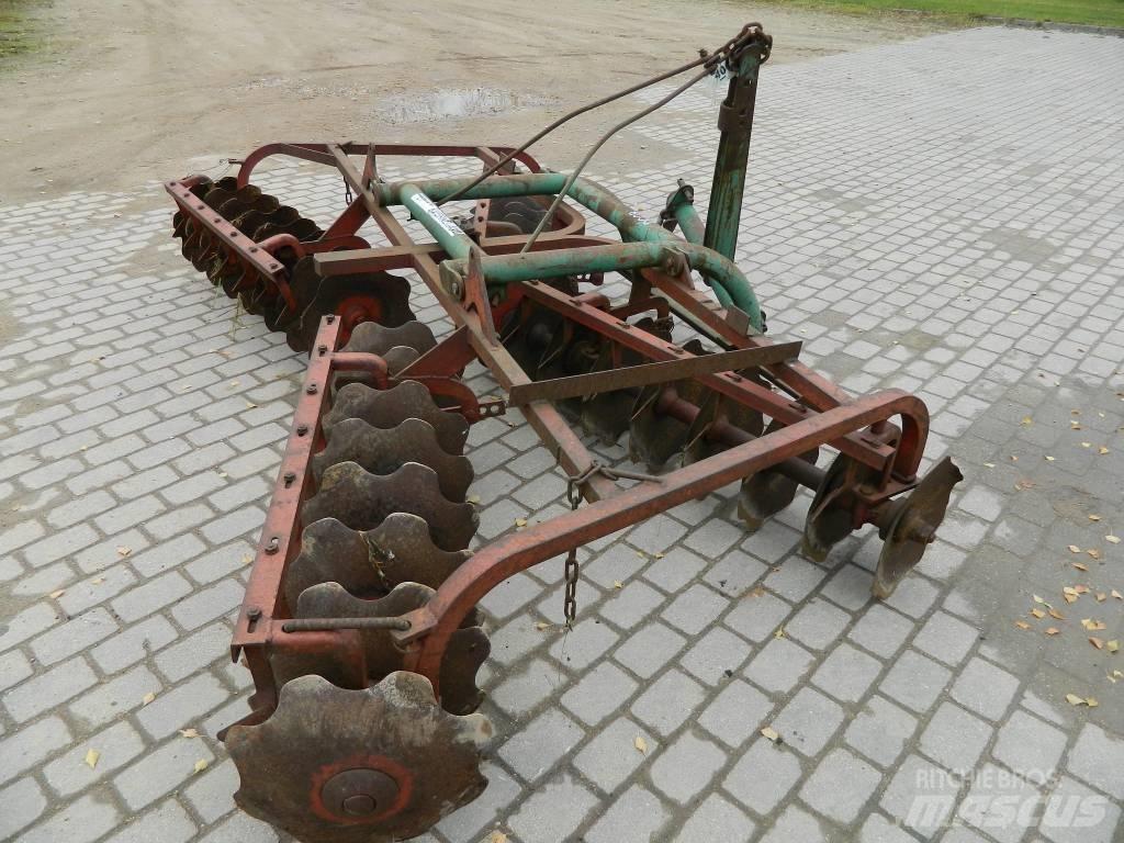 Kverneland 300 Grape cu disc