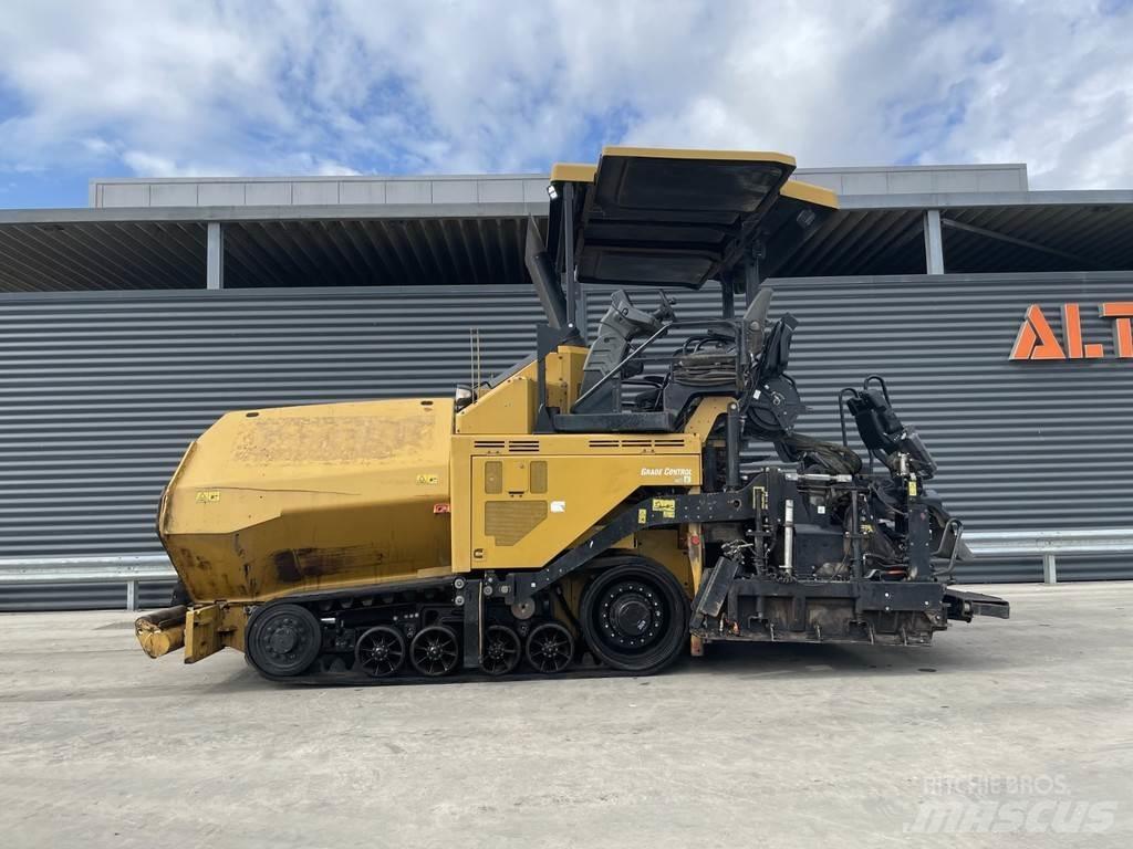 CAT AP555F Pavatoare asfalt