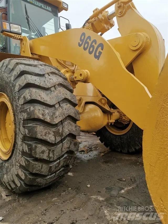 CAT 966G Incarcator pe pneuri