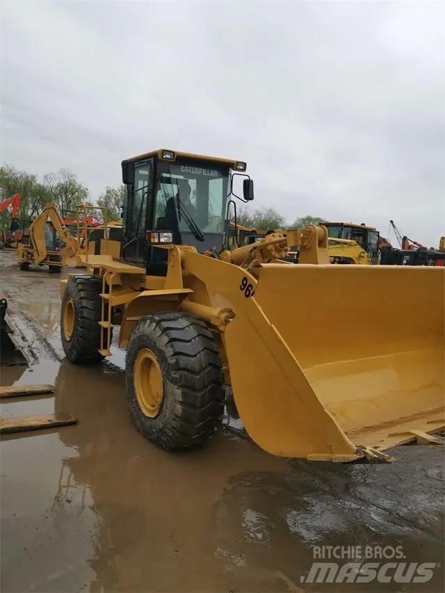 CAT 966G Incarcator pe pneuri