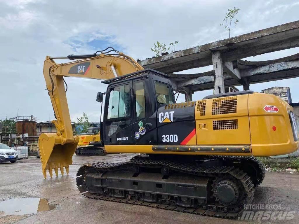 CAT 330 D Excavatoare pe șenile
