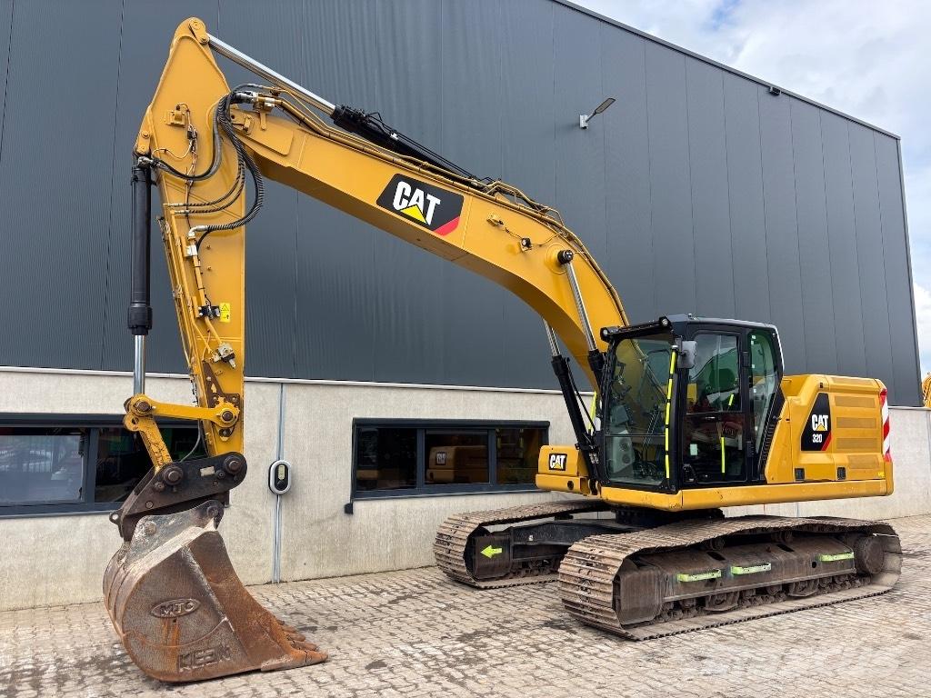 CAT 320 Excavatoare pe șenile
