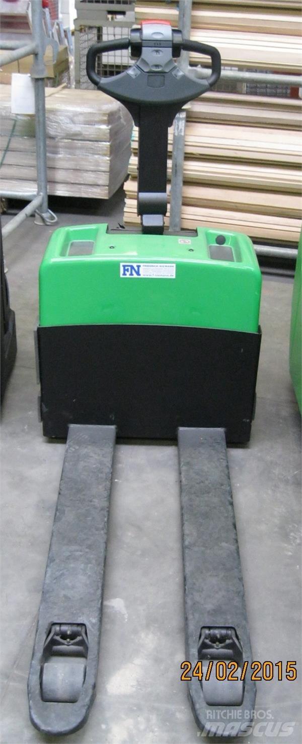 Cesab P213 1,3 to Transpaleta manuala