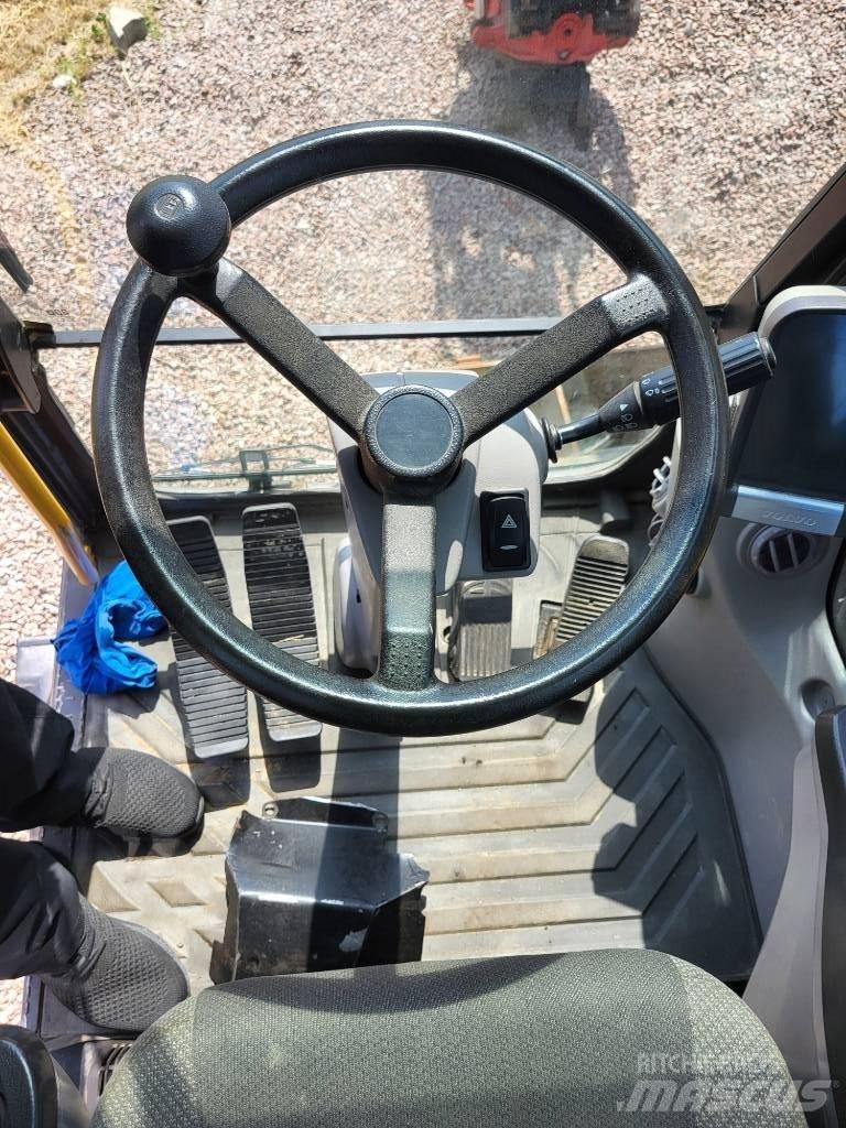 Volvo EW 160 D Excavatoare cu roti
