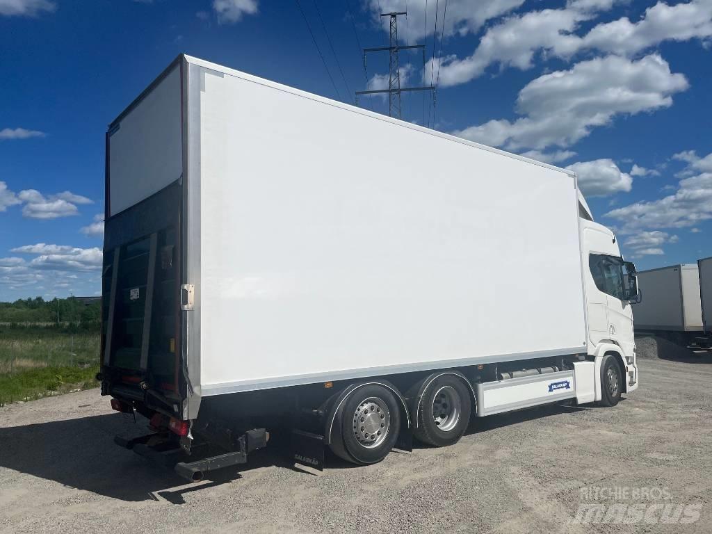 Scania R540B6X2*4NB Autocamioane