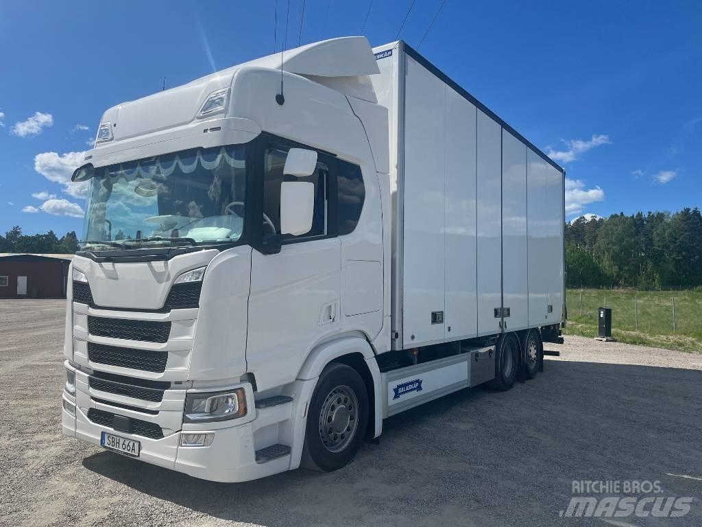 Scania R540B6X2*4NB Autocamioane