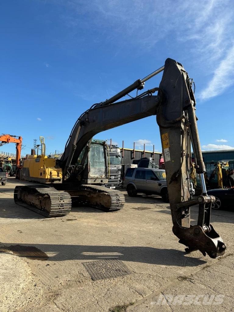 Volvo EC 220 DL Excavatoare pe șenile
