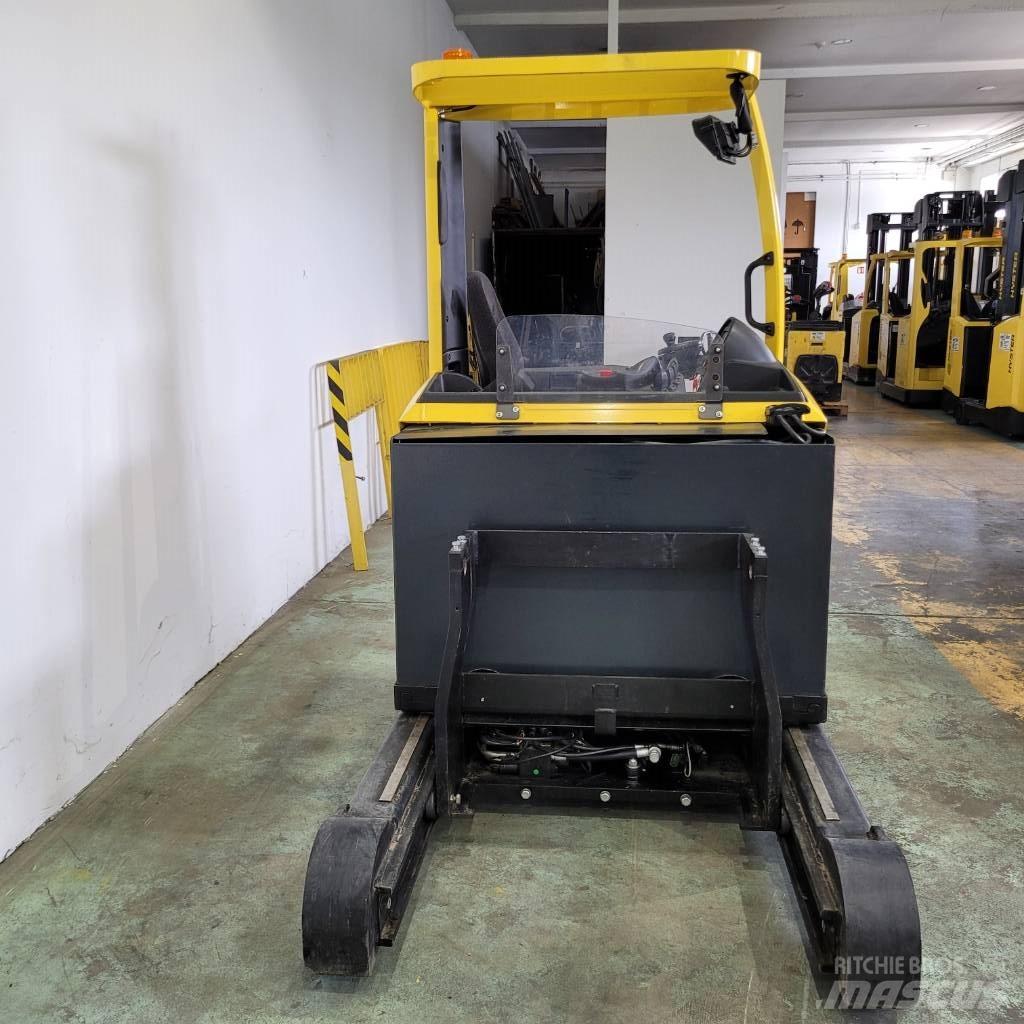 Hyster R 1.6 Stivuitor cu catarg retractabil