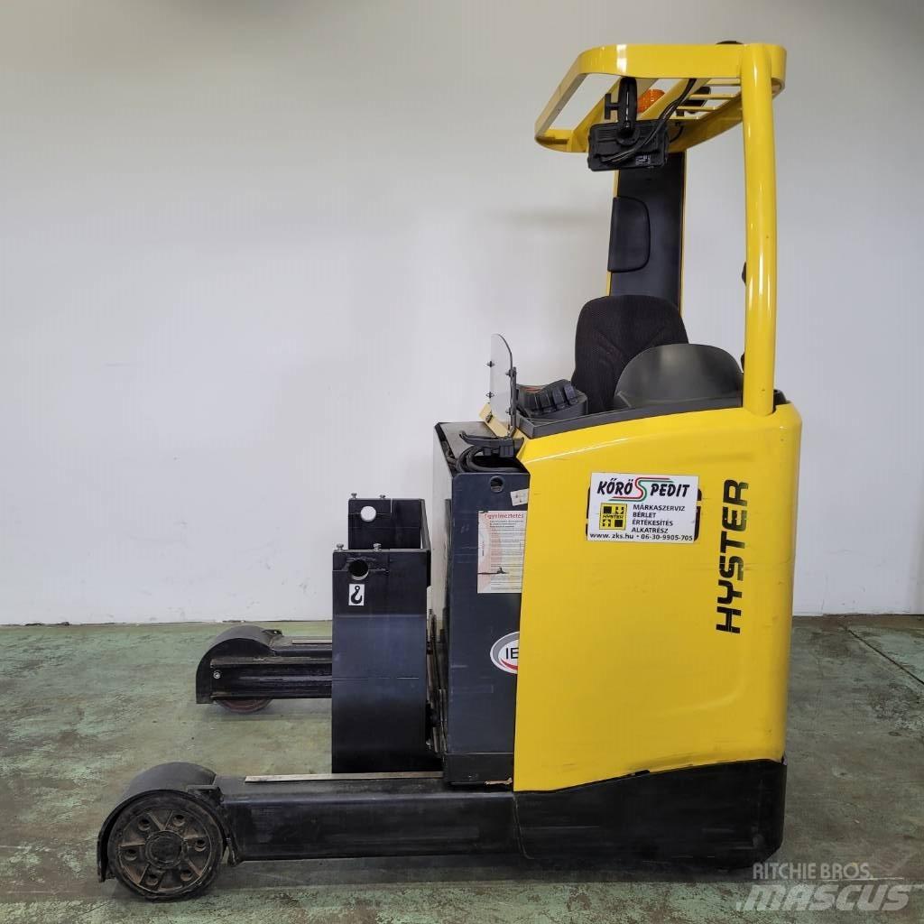 Hyster R 1.6 Stivuitor cu catarg retractabil