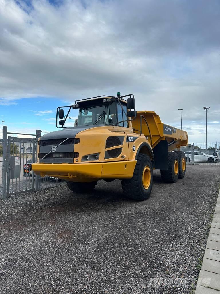  Vi köper din maskin Incarcator pe pneuri