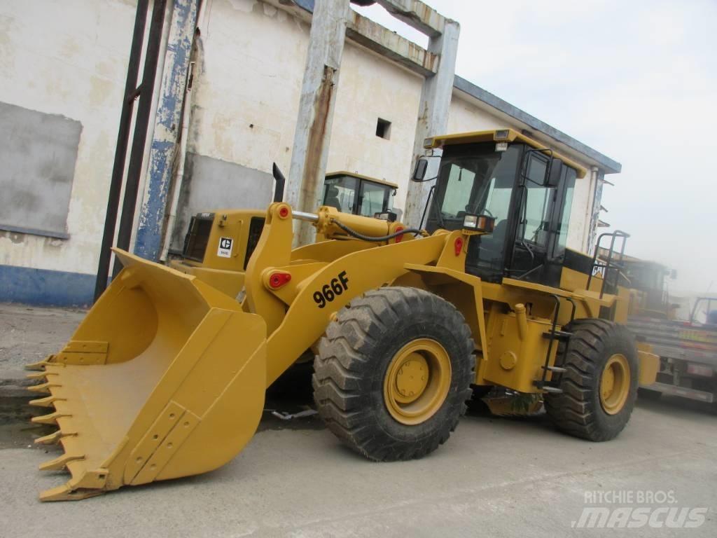 CAT 966 F Incarcator pe pneuri