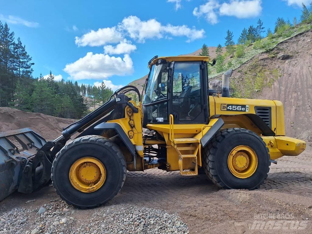 JCB 456 HT Incarcator pe pneuri