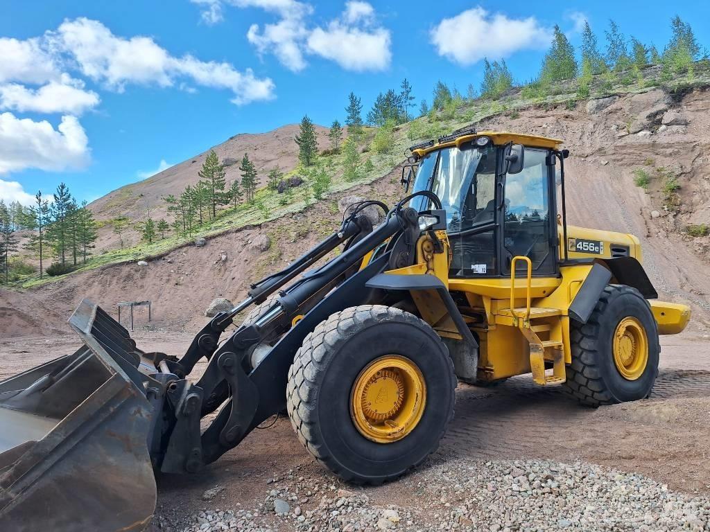 JCB 456 HT Incarcator pe pneuri