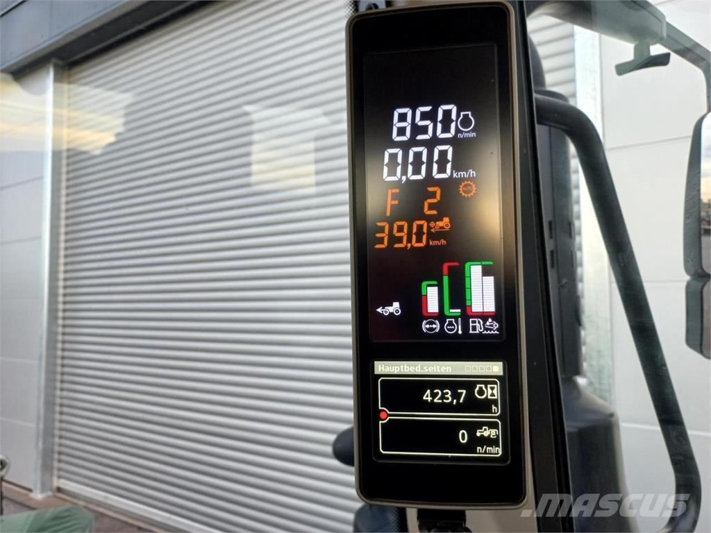 John Deere 6120M Tractoare