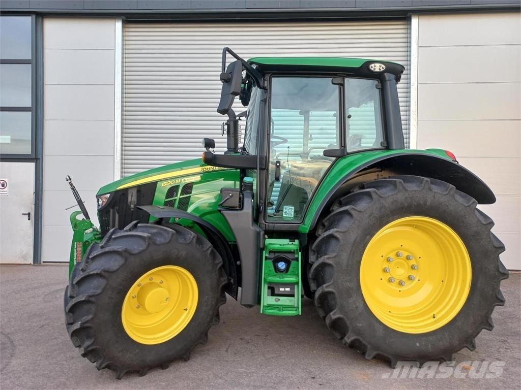 John Deere 6120M Tractoare