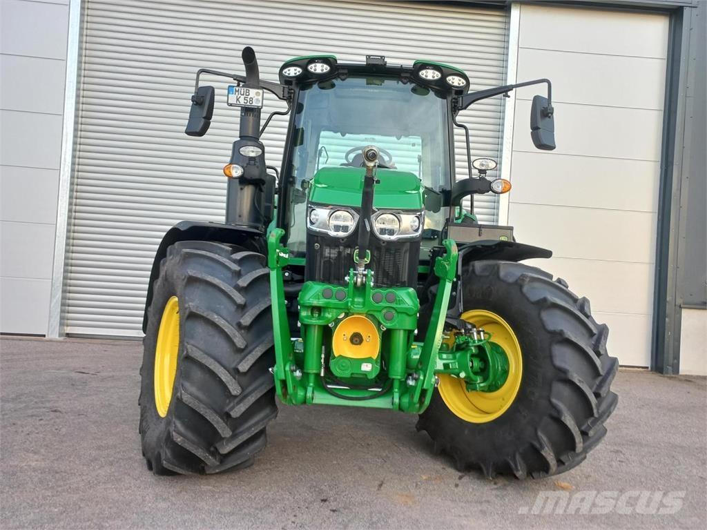 John Deere 6120M Tractoare