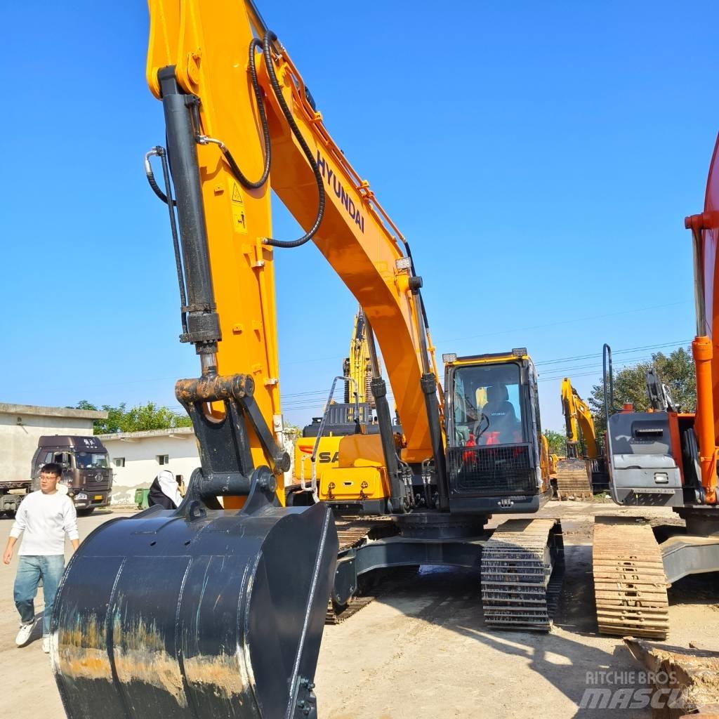 Hyundai 220LC-9 Excavatoare pe șenile
