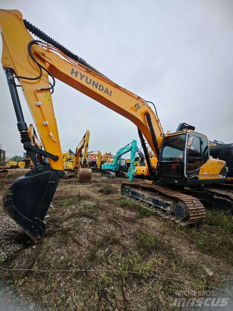 Hyundai 220LC-9 Excavatoare pe șenile
