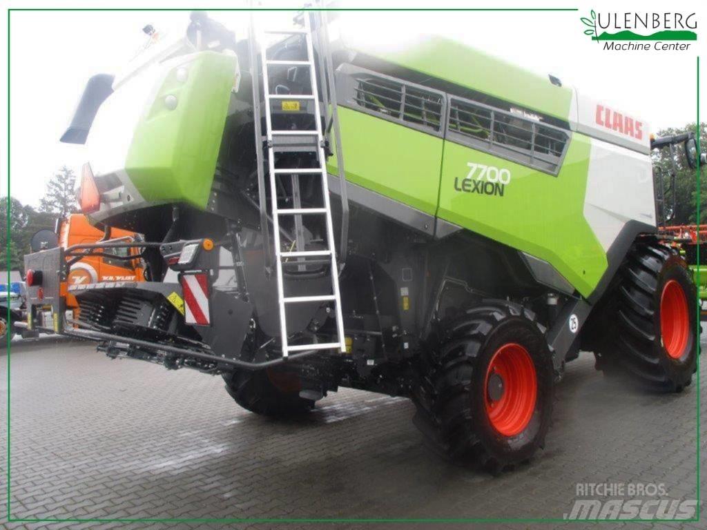 CLAAS LEXION 7700 Combine de secerat