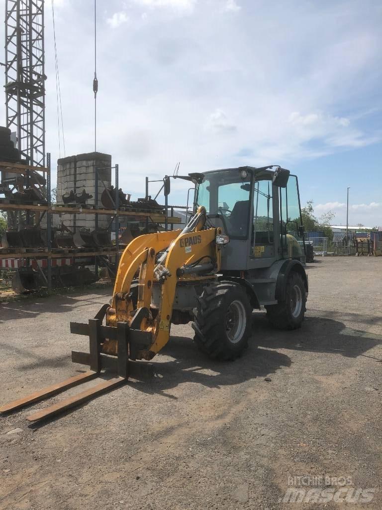 Paus SL 9075 Incarcator pe pneuri