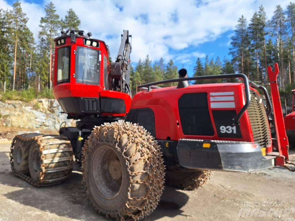 Komatsu 931 Combine forestiere