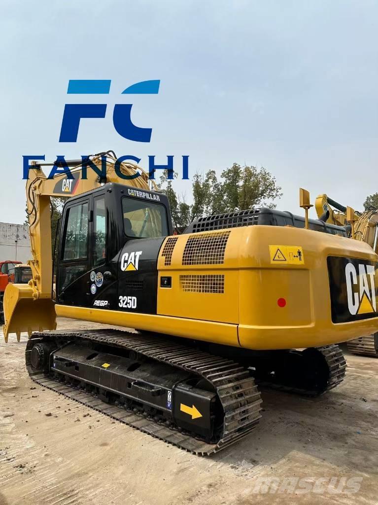 CAT 325 D Excavatoare pe șenile
