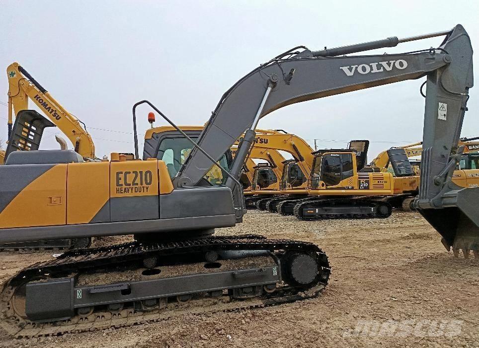 Volvo EC 210 Excavatoare pe șenile
