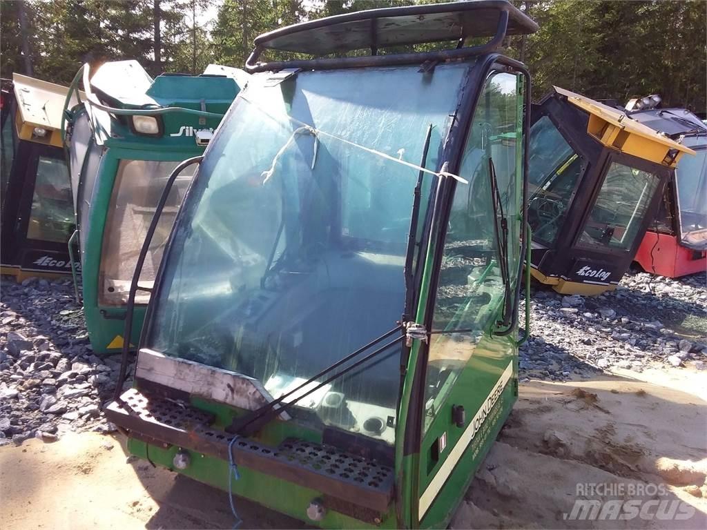 John Deere 1470d Cabine si interior
