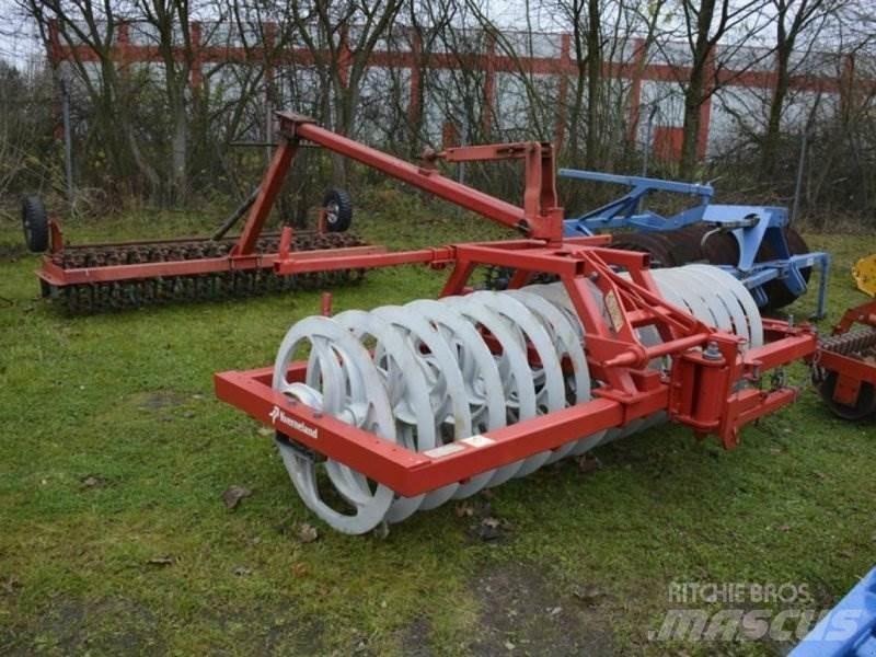 Kverneland 900/14 Alti cilindri compactori