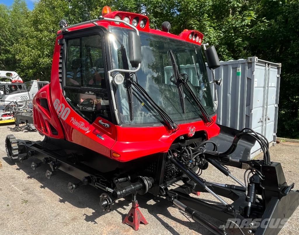  Pisten Bully PB600 Utilaje deszapezire