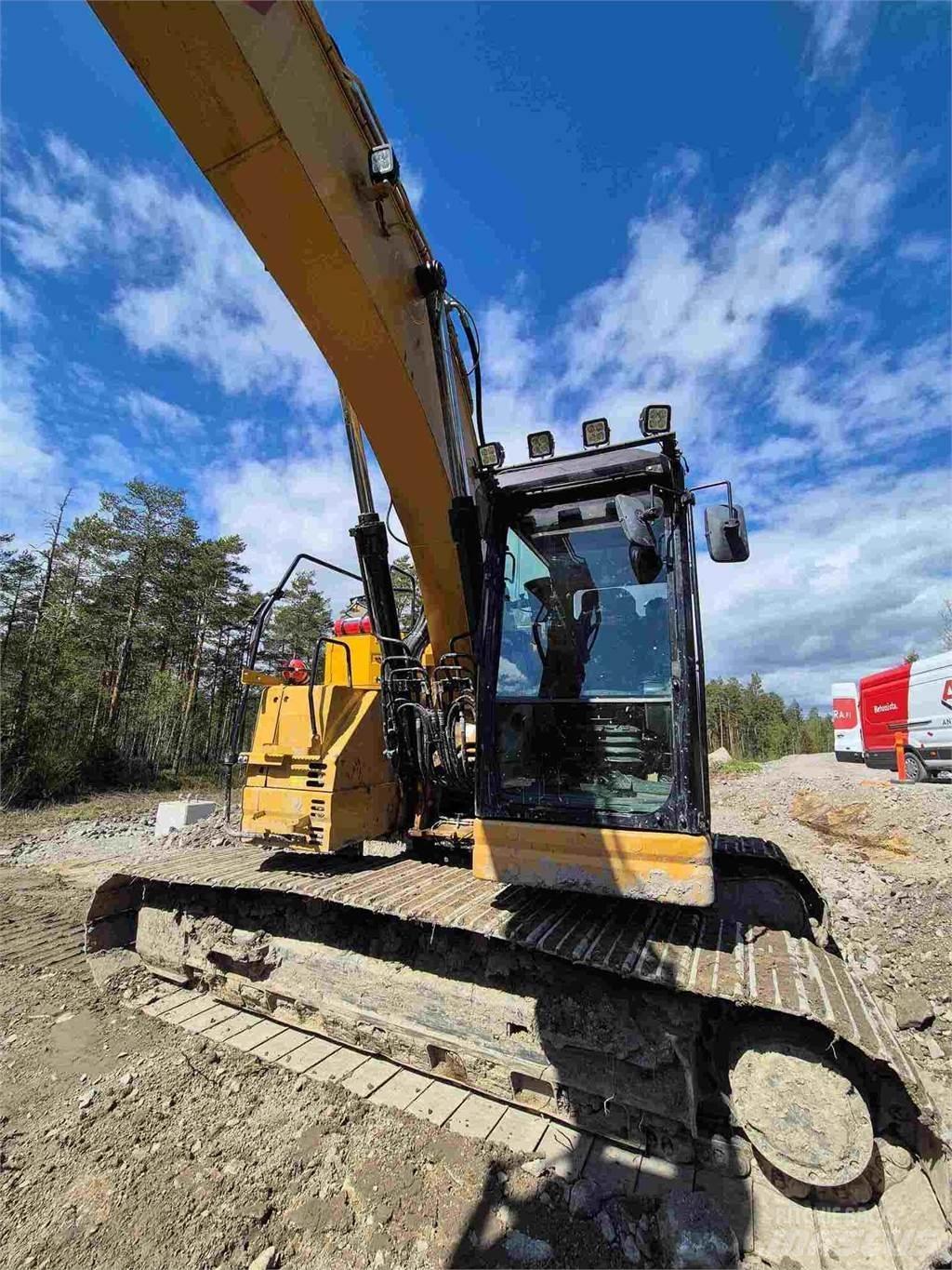 CAT 325FLCR Excavatoare pe șenile
