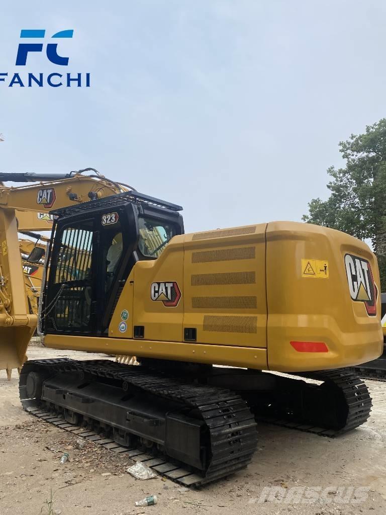 CAT 323 Excavatoare pe șenile
