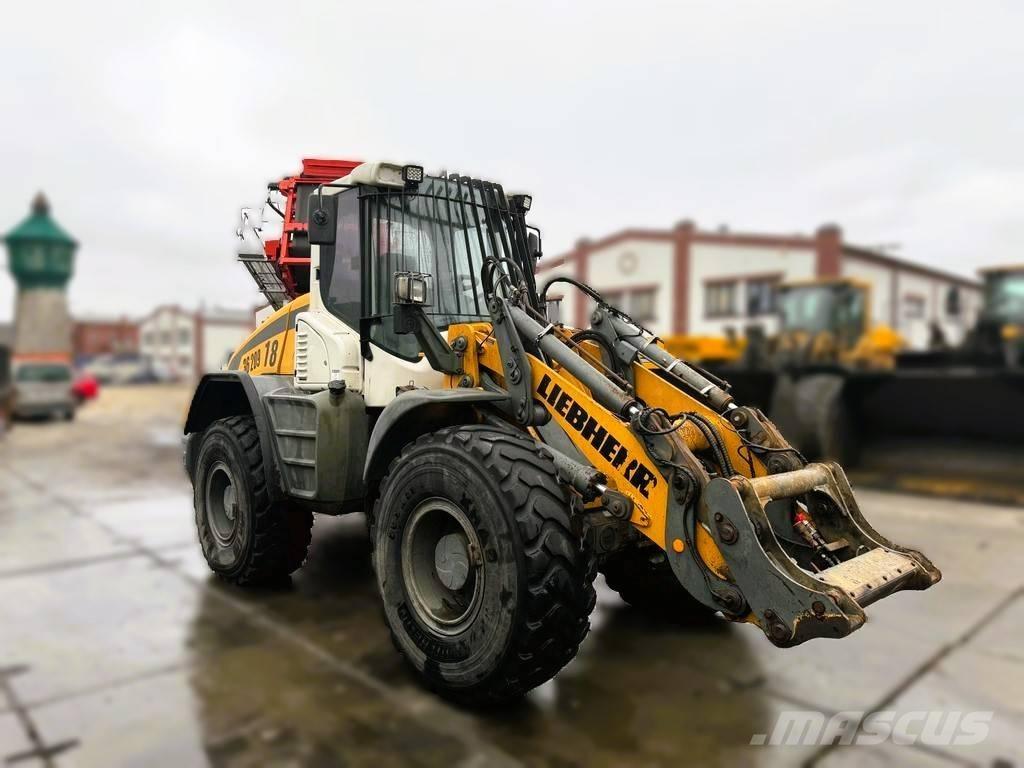Liebherr L 538 Incarcator pe pneuri