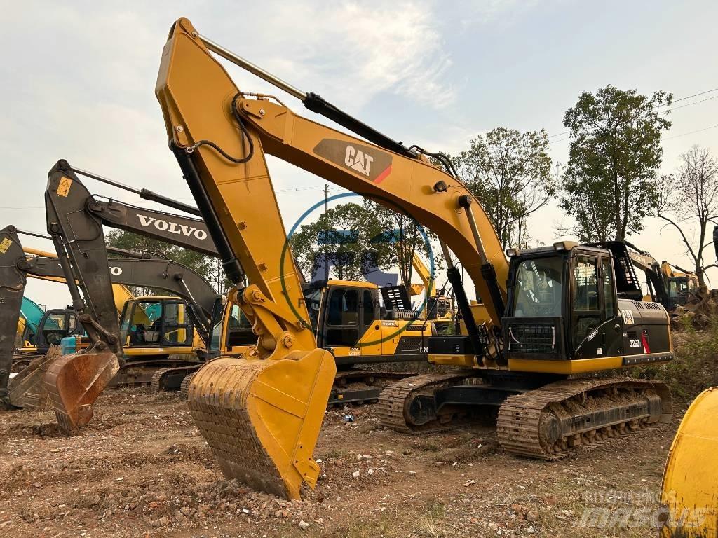 CAT 326D Excavatoare pe șenile
