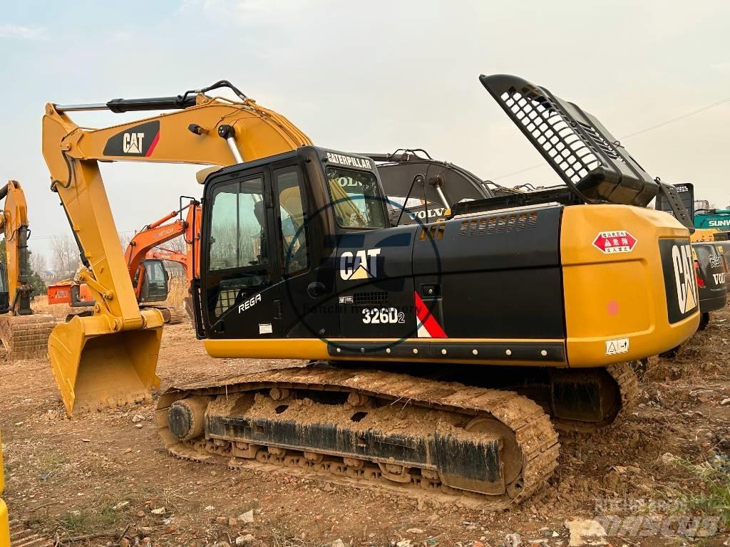 CAT 326D Excavatoare pe șenile

