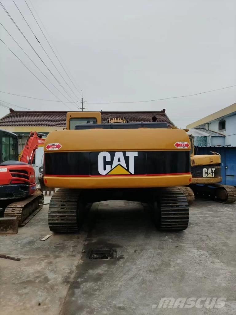 CAT 325 C Excavatoare pe șenile
