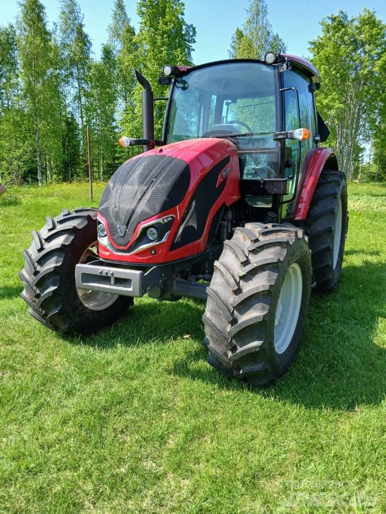 Valtra A 105 Tractoare