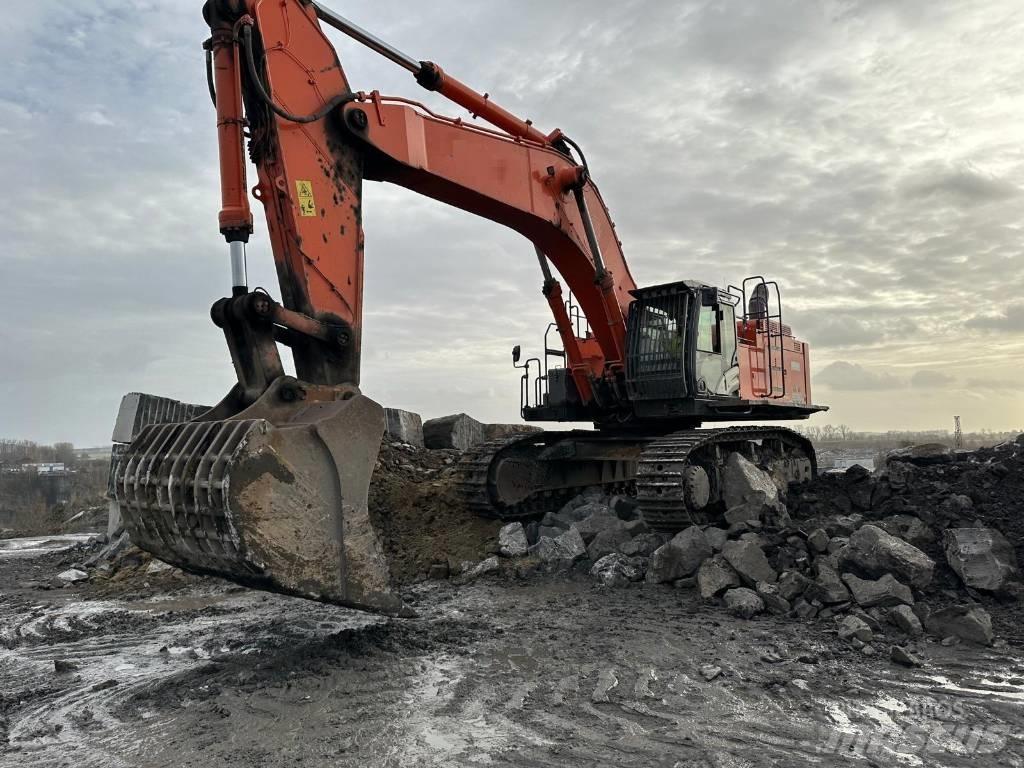 Hitachi ZX690 LCR - 6 Excavatoare pe șenile
