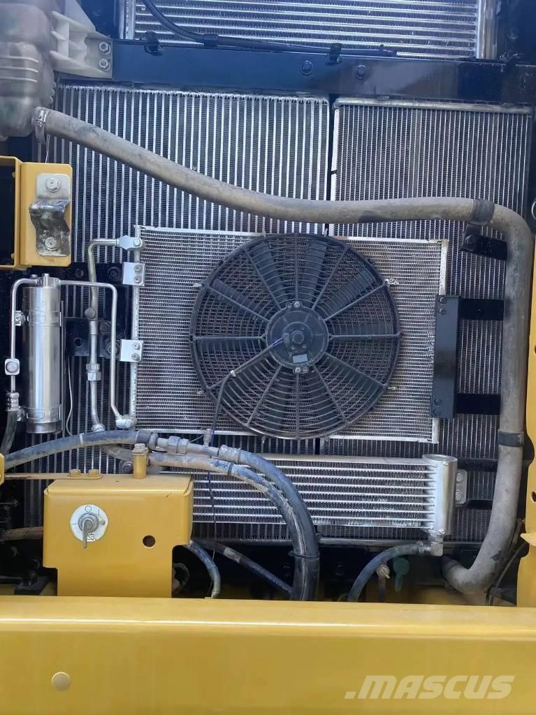 CAT 320GC Excavatoare pe șenile
