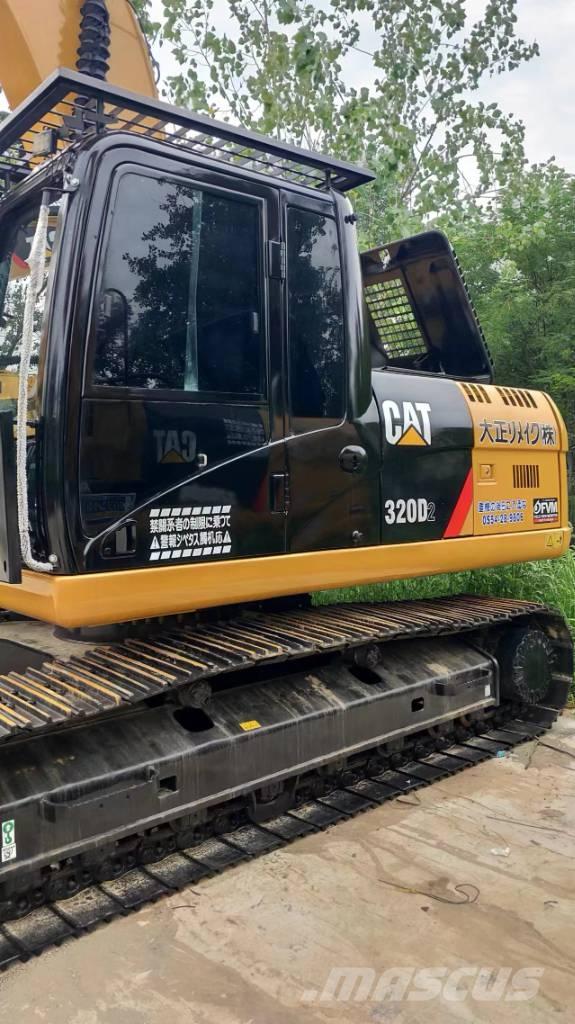 CAT 320D2 Excavatoare pe șenile
