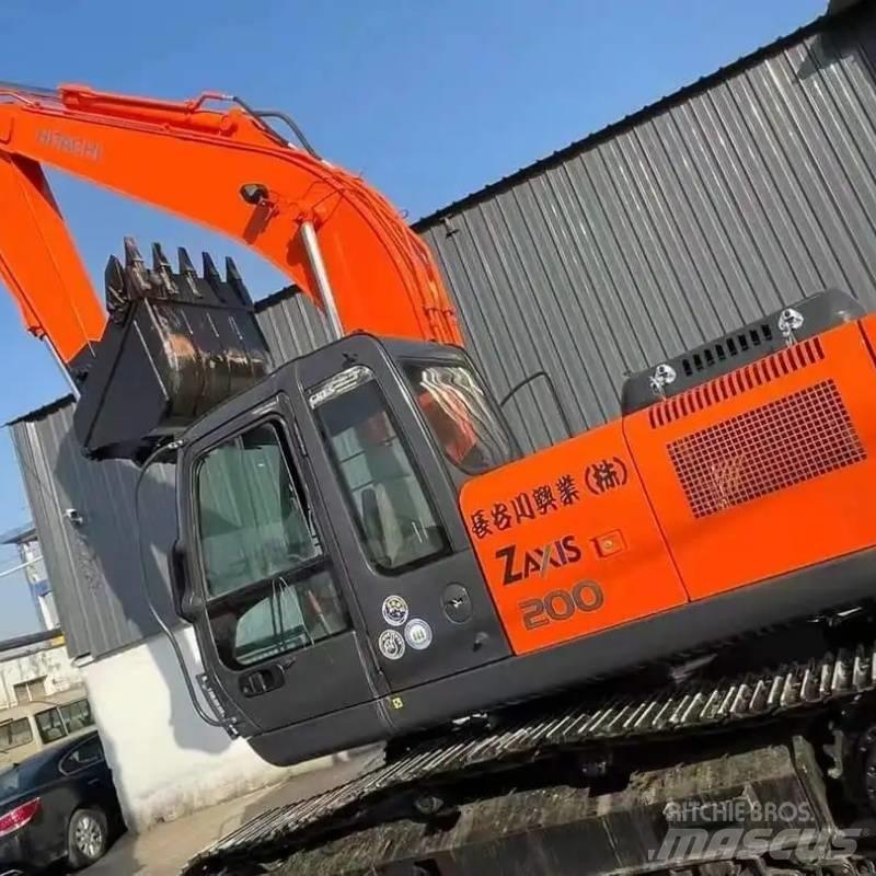 Hitachi ZX 200 Excavatoare pe șenile
