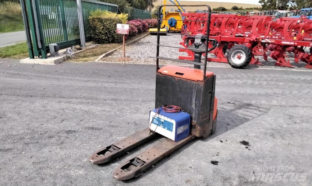 Toyota LWE180 Transpaleta manuala