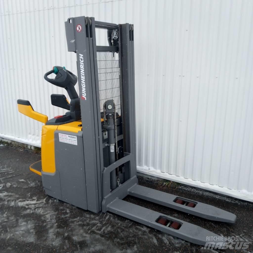 Jungheinrich ERC 214 Transpaleti autopropulsanti
