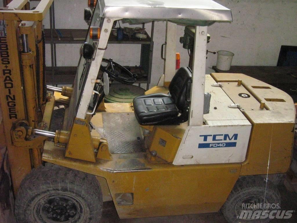 TCM FD40 Stivuitor diesel
