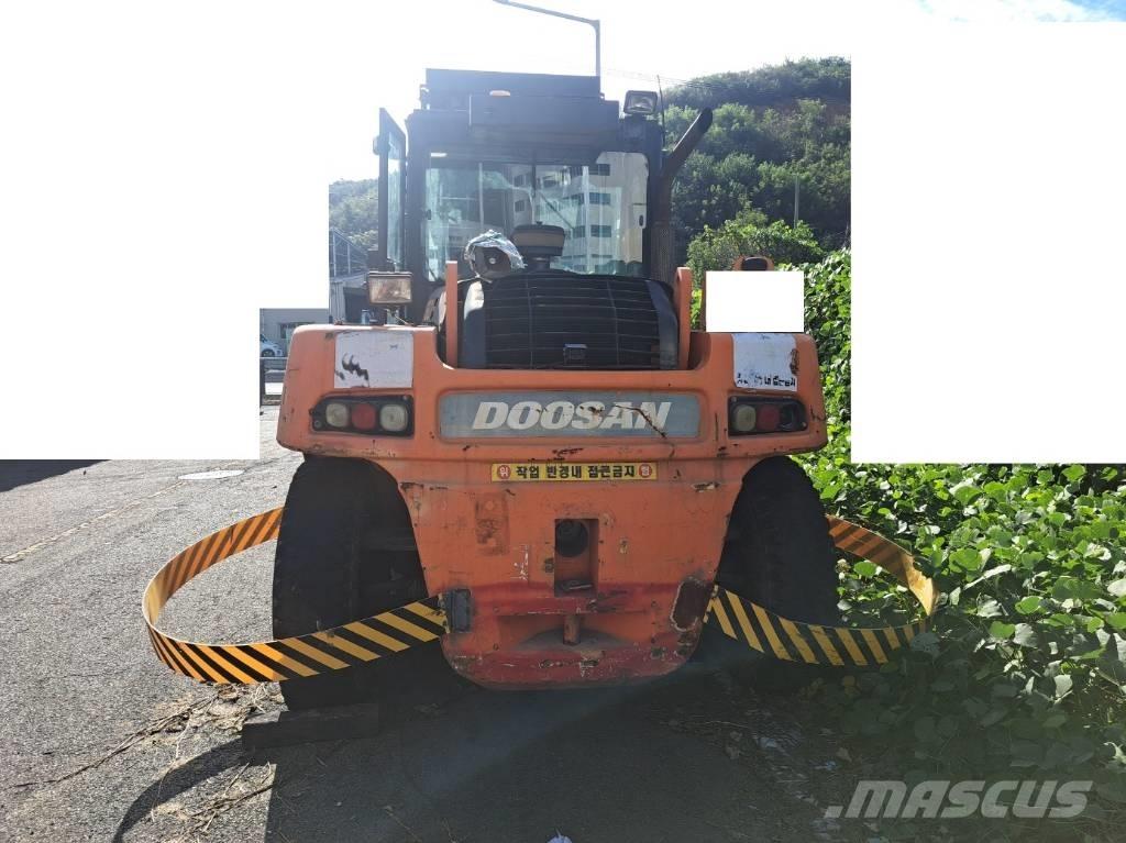 Doosan D 160 S-5 Stivuitor diesel