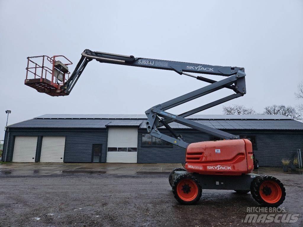 SkyJack SJ63AJ Nacele cu brat articulat