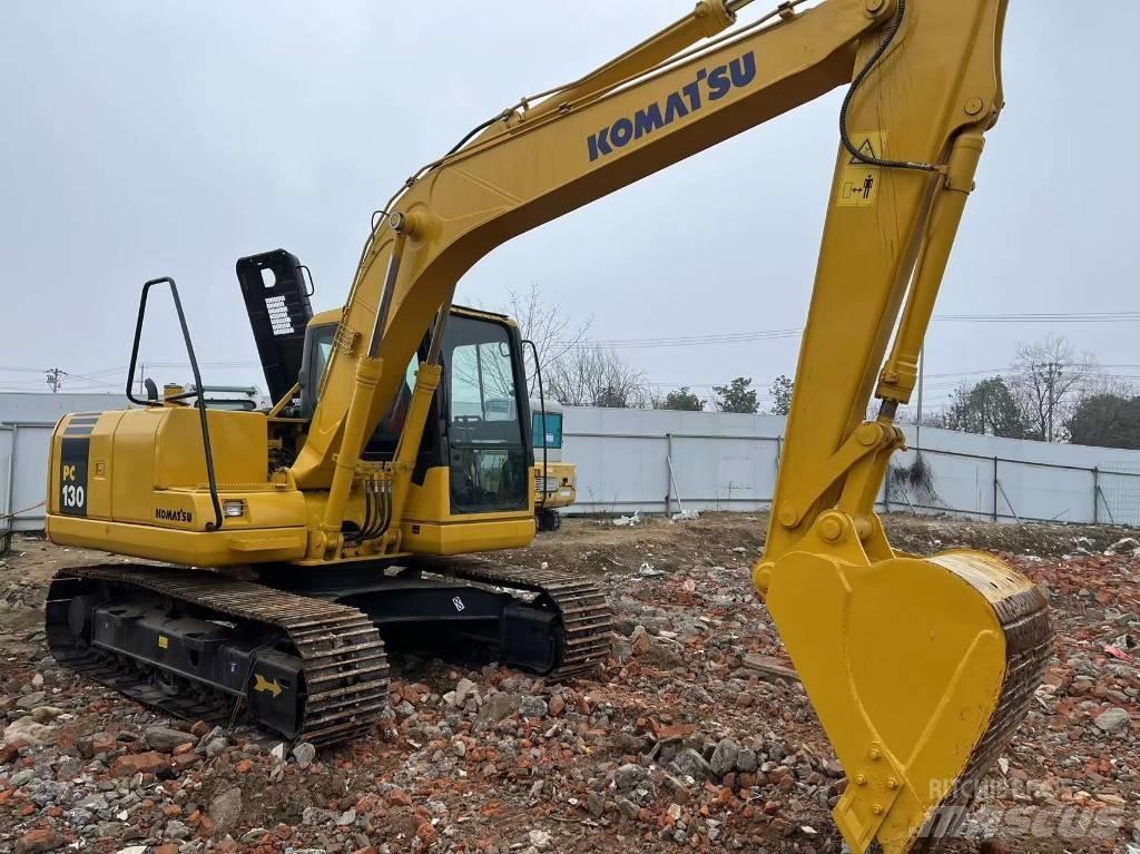 Komatsu PC 130-7 Excavatoare pe șenile
