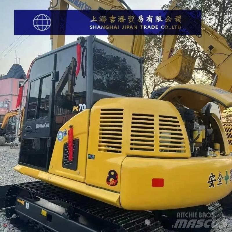 Komatsu PC 70 Excavatoare pe șenile

