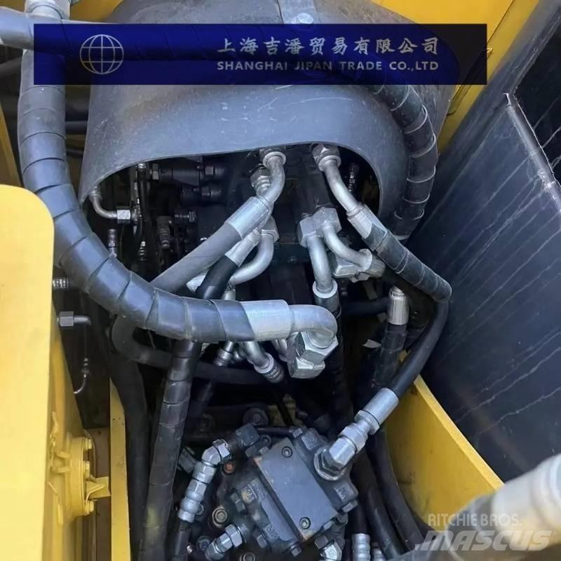 Komatsu PC 70 Excavatoare pe șenile
