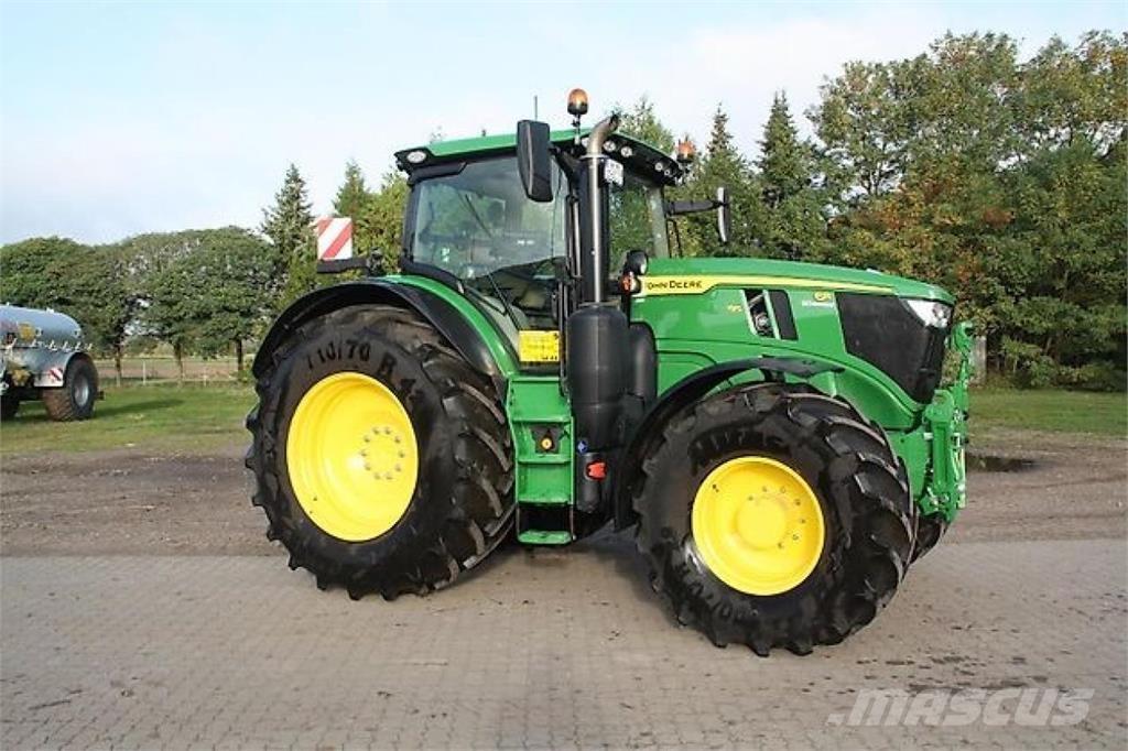 John Deere 6R195 Tractoare